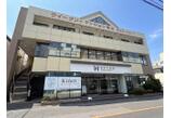 情報提供会社