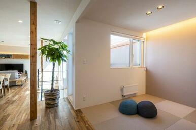 LDKとつながる畳スペース。