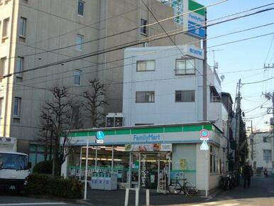 ファミリーマート