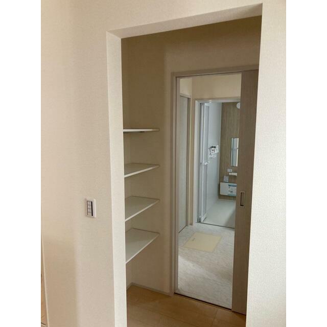 「いってきます」「ただいま」「おかえり」が聞こえそうな玄関（1号棟）