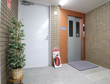 共用設備 エレベーター