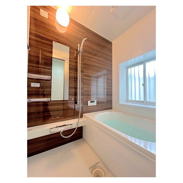 「お風呂」：新品に交換しております。