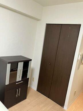 室内　家具家電付き、クローゼット