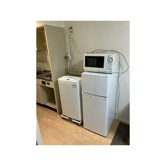 室内　家具家電付き　洗濯機・冷蔵庫は新品