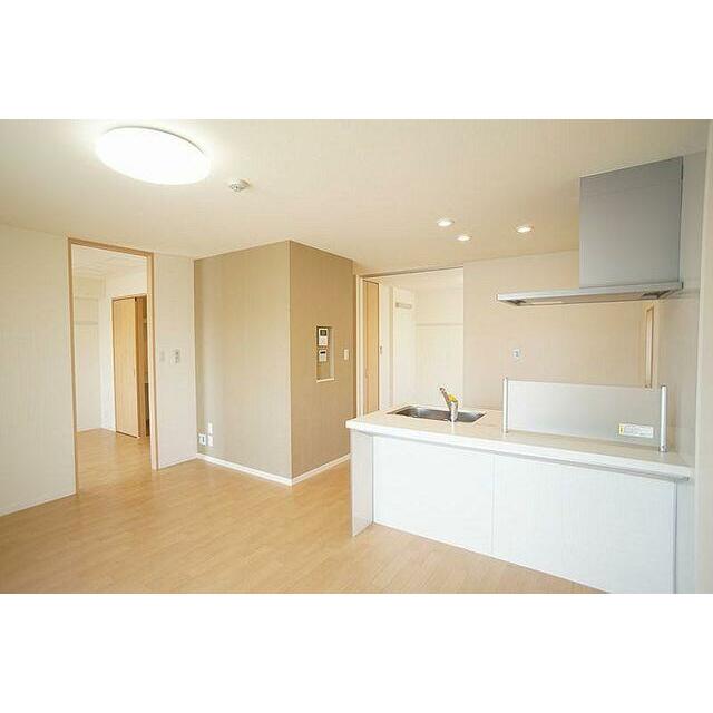 ダウンライトを採用しております