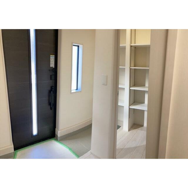 住まいの「第一印象」となる玄関（3号棟）