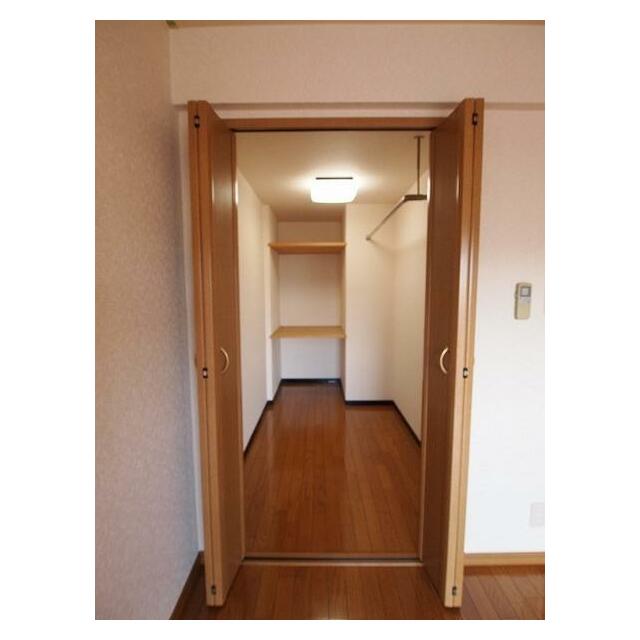 ウォークインクローゼット