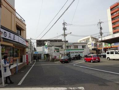 柿生駅南口ロータリー飲食店街