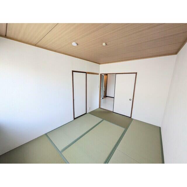 ★★北側、6帖の和室です♪★★