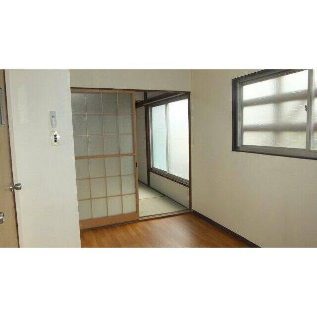 小さなテーブルも置けます