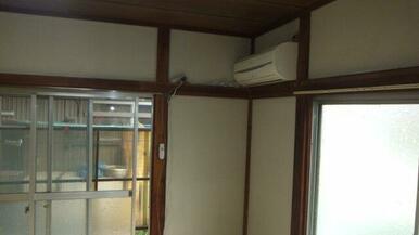 エアコン付きです。