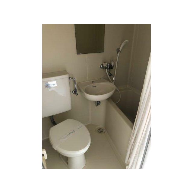 日々の疲れを癒すお風呂付です