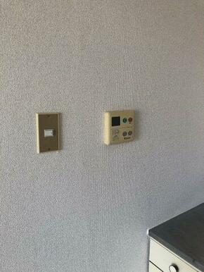 給湯リモコンあり