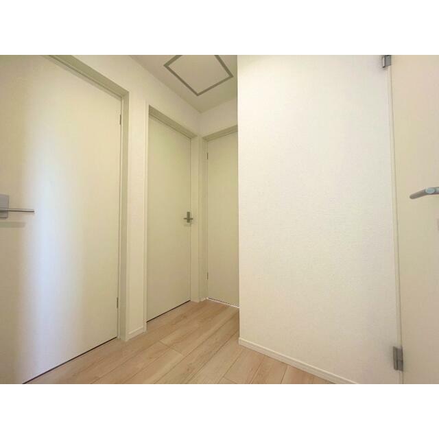 detached 字宇江城