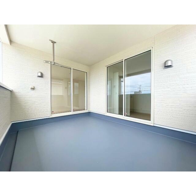 detached 字宇江城