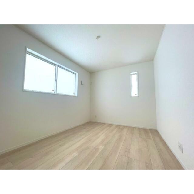 detached 字宇江城