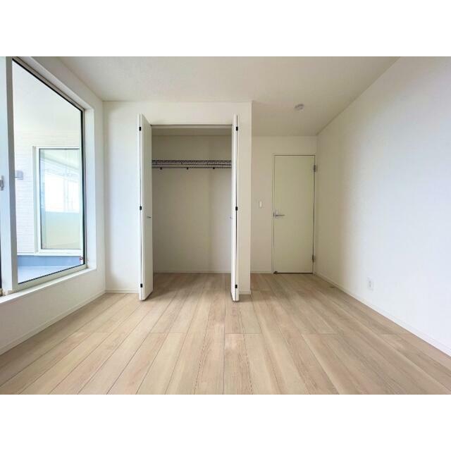 detached 字宇江城