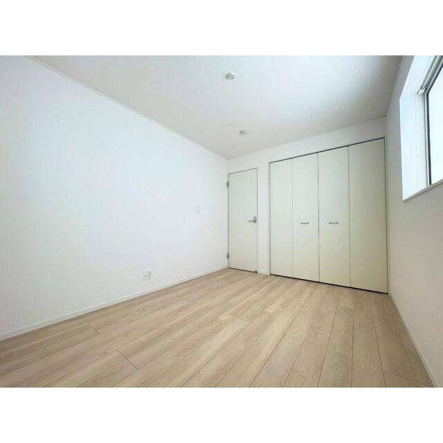 detached 字宇江城