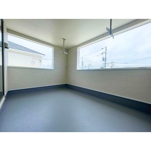 detached 字宇江城