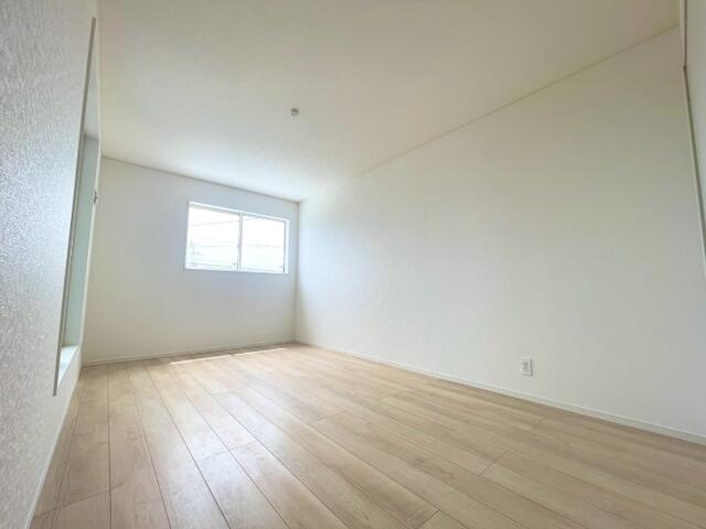 detached 字宇江城