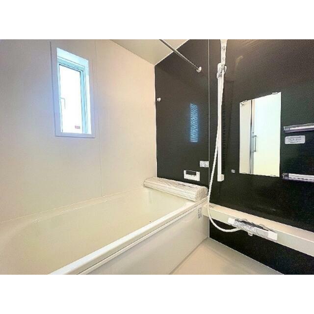 detached 字宇江城