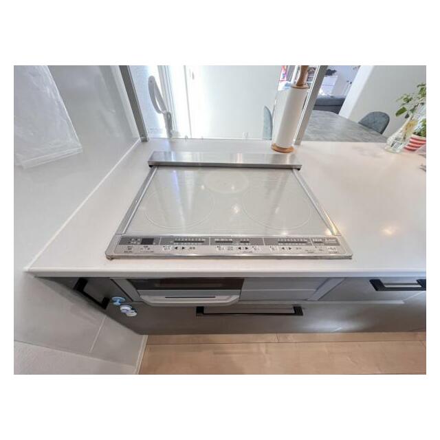 フラットなIHキッチン！お掃除も楽々♪