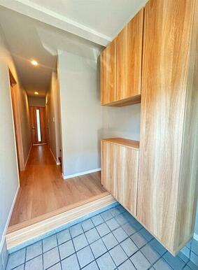 「玄関」土間からのお写真です。