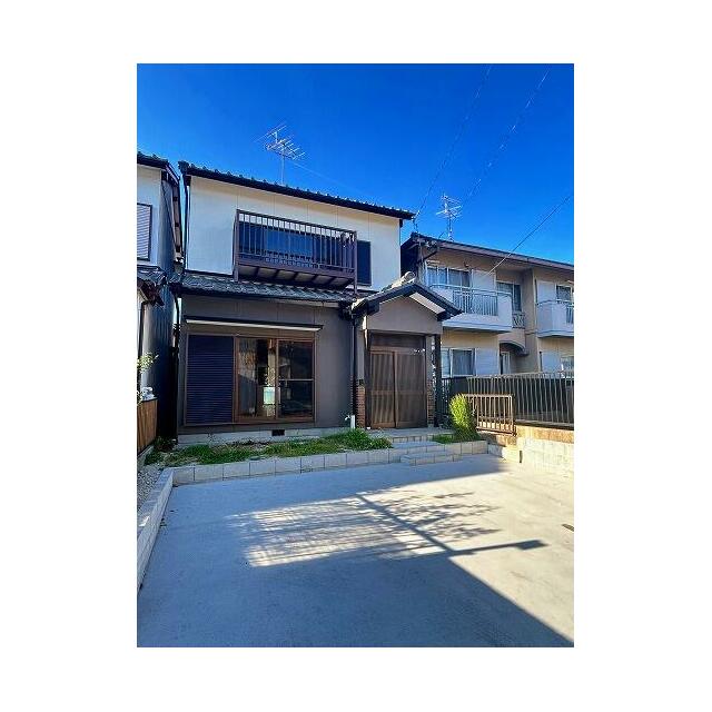 「外観」外観の別角度からのお写真です。