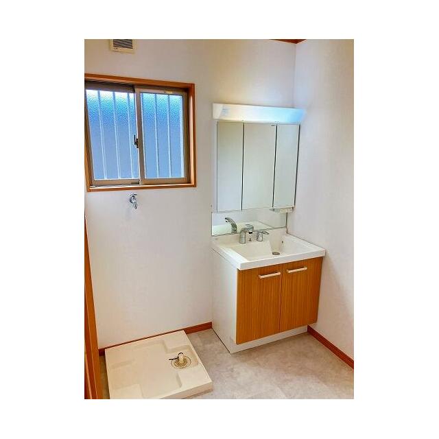 【洗面所】洗面台はクリーニング済みです。