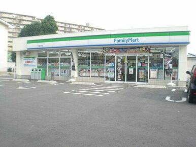 ファミリーマート(久喜市野久喜）