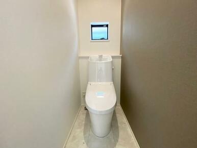 家計と環境に優しい、節水型ウォシュレット付トイレ！