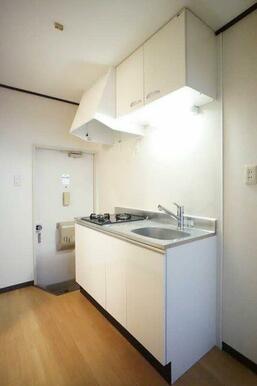 ■２口コンロのシステムキッチン