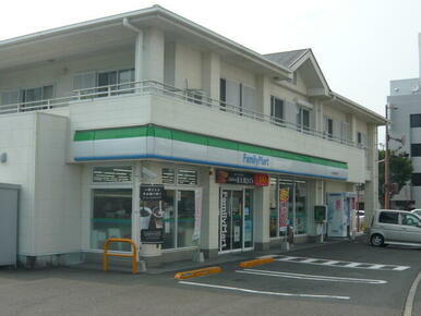 ファミリーマート川内駅前通り店