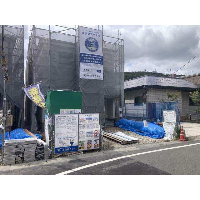 日を重ねるごとにこの佇まいに愛着が湧いてきそう（1号棟）