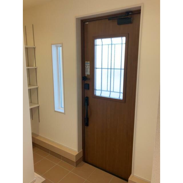 「いってきます」「ただいま」「おかえり」が聞こえそうな玄関（1号棟）