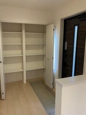 ものが多い人にとって収納力はやっぱり大事なチェックポイント（2号棟）