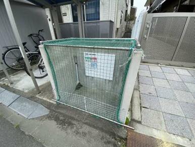 ゴミ置き場