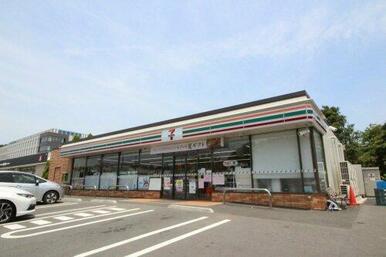 セブンイレブン 藤沢慶応大学前店