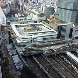 新宿駅も徒歩圏