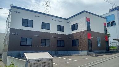 2023年6月外観塗装完了しました。