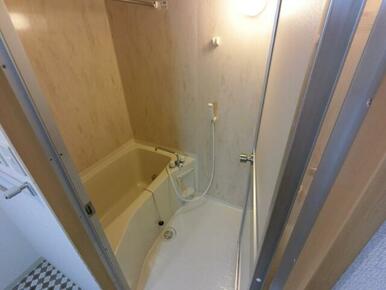 追い炊き機能付バス