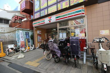 セブンイレブン世田谷三軒茶屋２丁目店