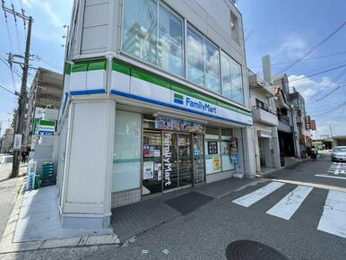 ファミリーマート仁川駅前店