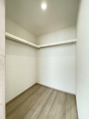 大きいものから小さなものまで、たっぷり収納できて整理整頓に大活躍！