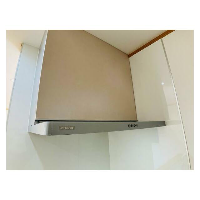 「キッチン」レンジフード新品交換済みです