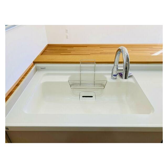 「キッチン」お掃除らくらくのマルチシンクに新品交換済みです。