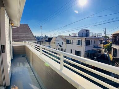 「バルコニー」バルコニーからの眺望です