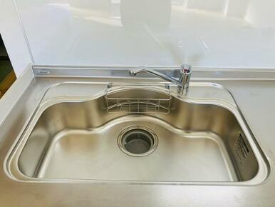 「キッチン」シンク新品交換済みです。