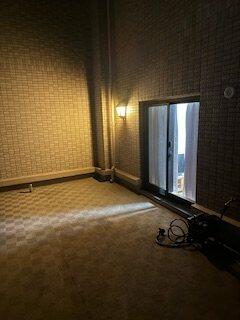 ルーフバルコニーと繋がっています。奥行２ｍあります