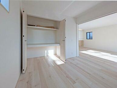 1階4.5帖の洋室。※撮影：1/14